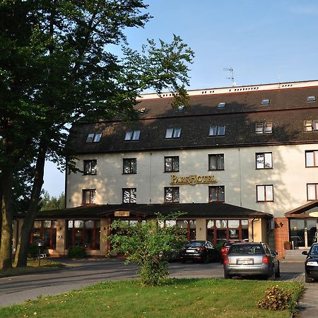 Parkhotel Economic Wielka Wies  Exteriör bild